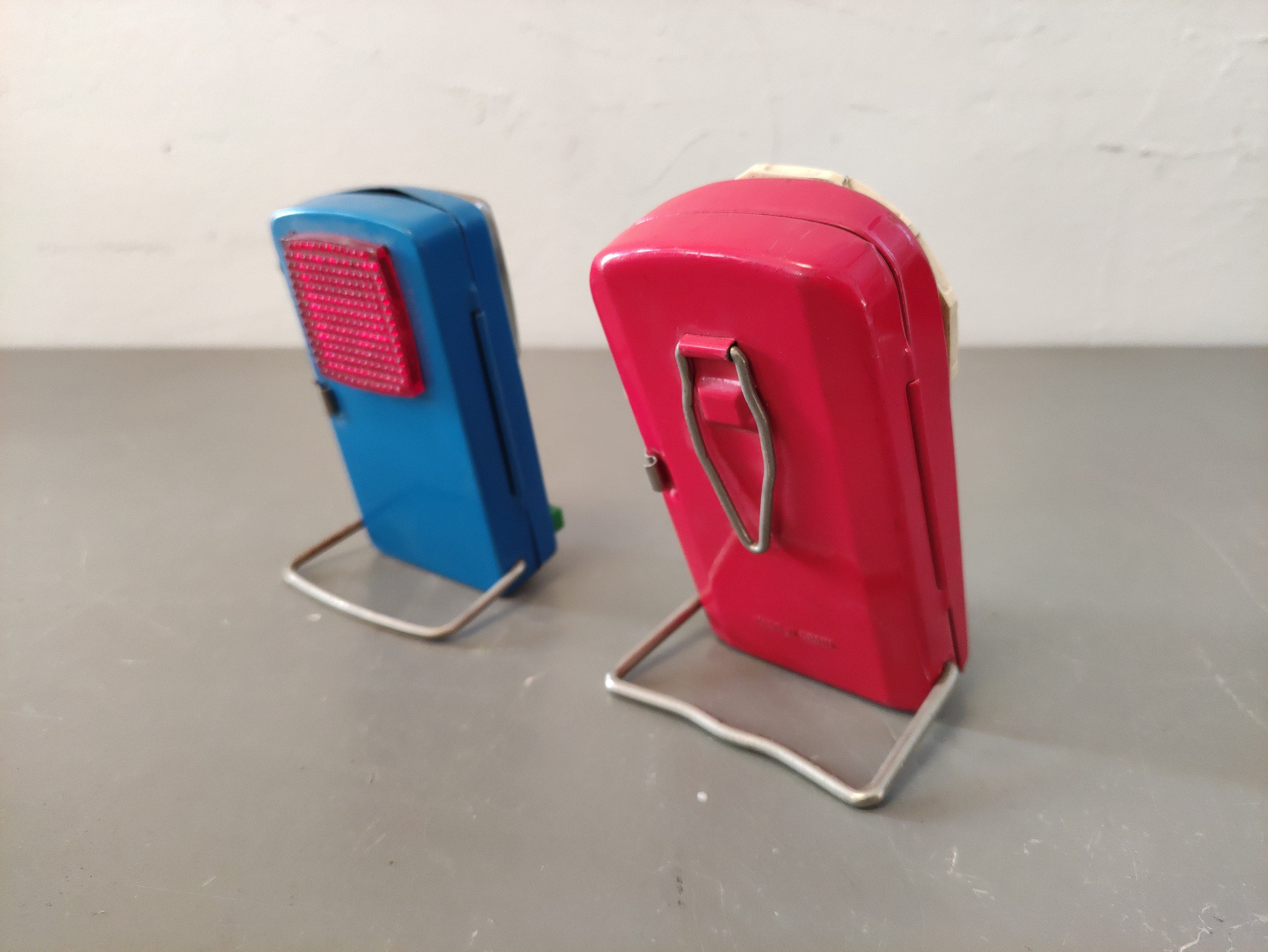 linterna petaca metal 12x6.5x4 12.5x7x3.8 1u